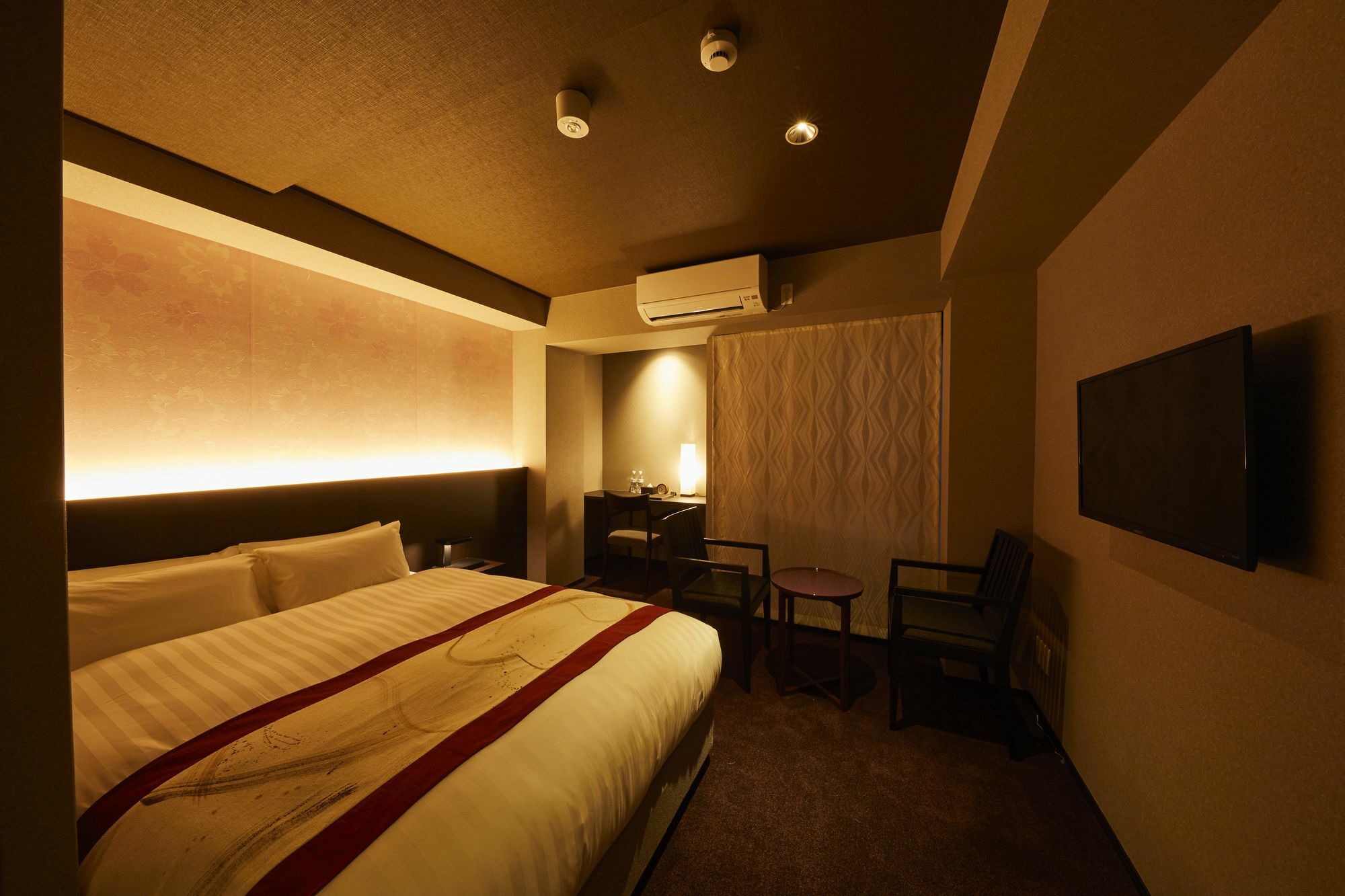 Apartment Rinn Gojo Tenjinmae *